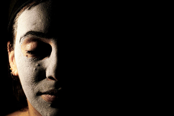 Så förvandlar du din makeup från dag till kväll i 3 enkla steg